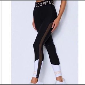 Sarah’s Day leggings